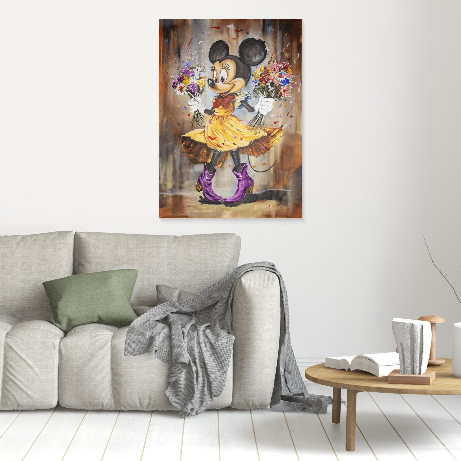 Minnie the mouse bought herself flowers